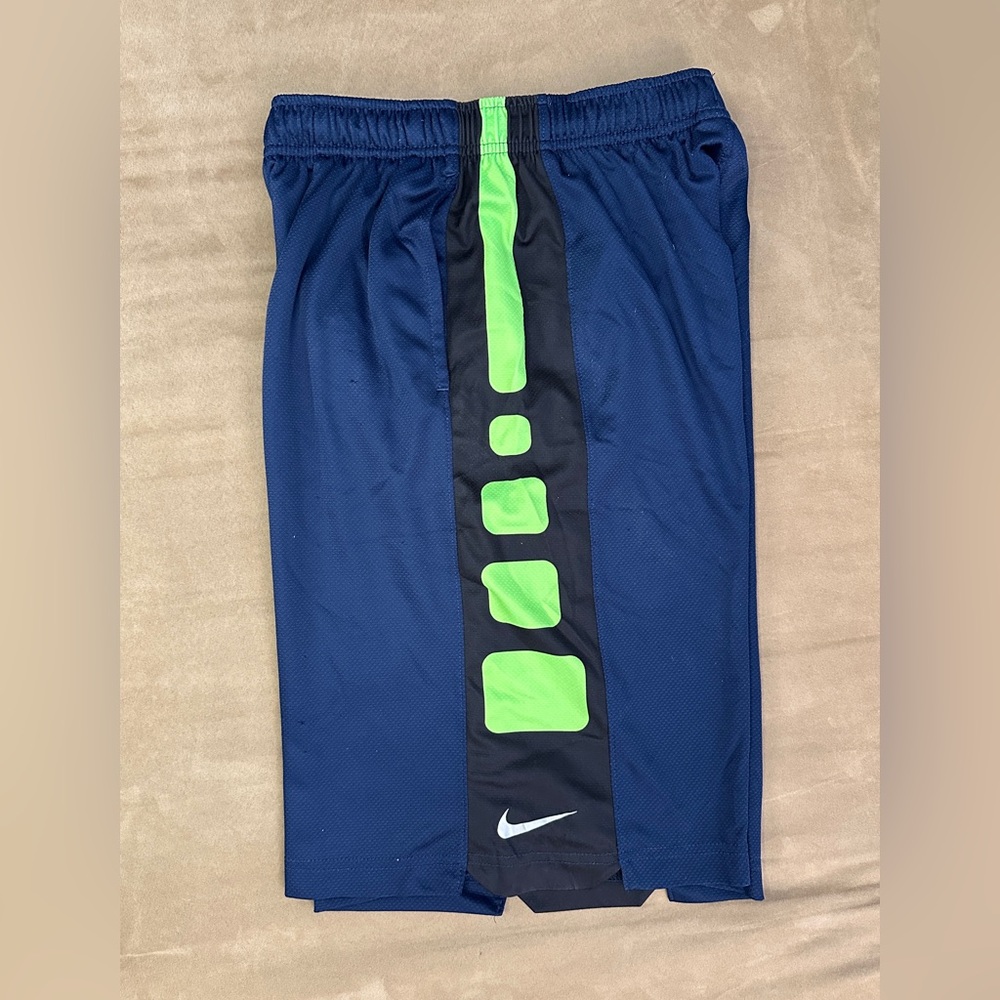 Nike Elite Shorts Youth Size Large - Navy / Volt Green